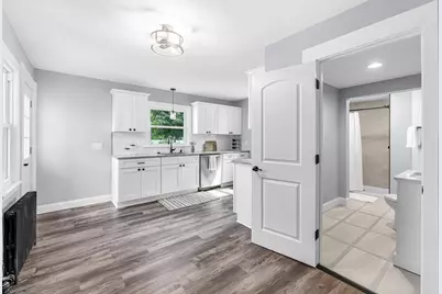 62 Talcott Ave, West Springfield, MA 01089 - Photo 10