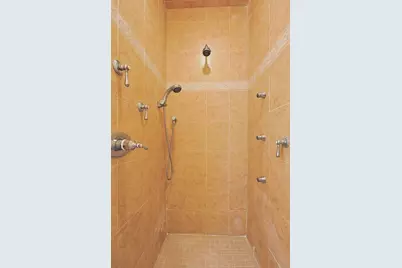 112 Greenwood Ave, Wakefield, MA 01880 - Photo 36