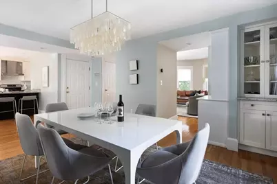16 Kent Sq. #2, Brookline, MA 02446 - Photo 6