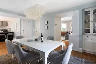 16 Kent Square, Brookline, MA 02446 - Photo 6