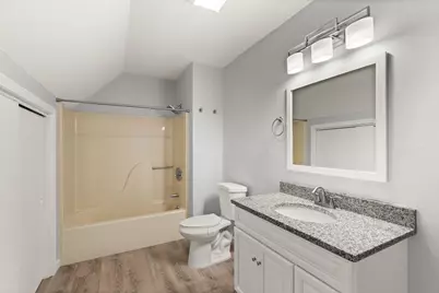 31 Elizabeth St #303, Worcester, MA 01605 - Photo 8