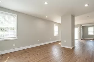 1014 Tacoma St, New Bedford, MA 02745 - Photo 8