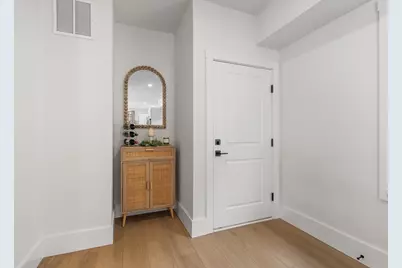 126 Maple St, West Boylston, MA 01583 - Photo 6