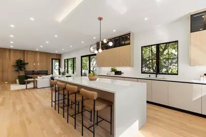 470 Quinobequin, Newton, MA 02468 - Photo 12