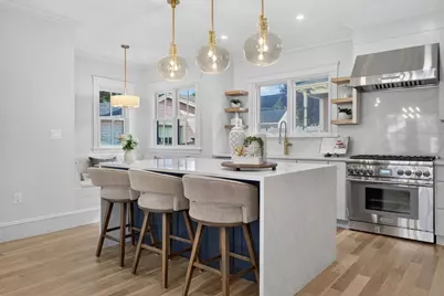 114 Malvern St, Melrose, MA 02176 - Photo 8