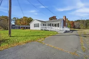 16 Bluemer Rd, Southampton, MA 01073 - Photo 4