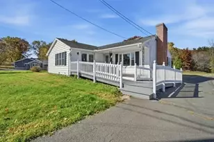 16 Bluemer Rd, Southampton, MA 01073 - Photo 2