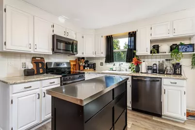 132 Prokop Ave, Ludlow, MA 01056 - Photo 12