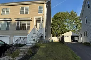 9 Grove St, Woburn, MA 01801 - Photo 2