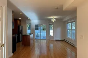 9 Grove St, Woburn, MA 01801 - Photo 4