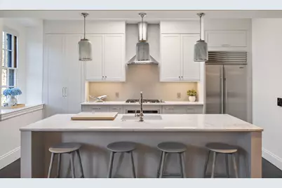 176 Marlborough St #3, Boston, MA 02116 - Photo 2