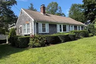 87 Hinckley Cir, Barnstable, MA 02655 - Photo 1