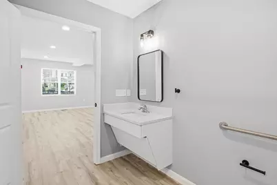 61 Parker St #10, Springfield, MA 01151 - Photo 8
