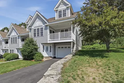 90 Carrington Ln #90, Uxbridge, MA 01569 - Photo 1