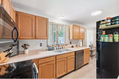 24 Old Thompson Street, Palmer, MA 01069 - Photo 8