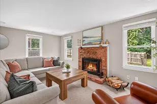 8 Craig St, Plymouth, MA 02360 - Photo 6