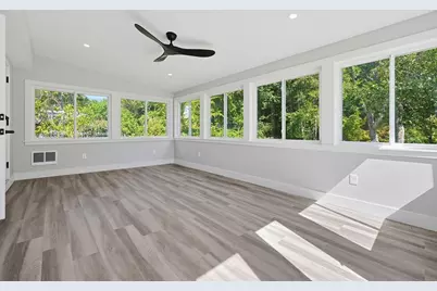 7 Dana Park, Hopedale, MA 01747 - Photo 10
