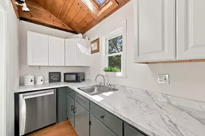 14 Emerson St., Medford, MA 02155 - Photo 8