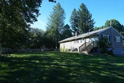 268 Sterling St, Lancaster, MA 01523 - Photo 4