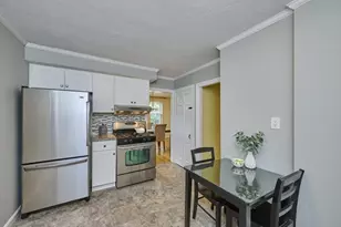 45 Bonair St, Boston, MA 02132 - Photo 4