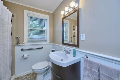 45 Bonair Street, Boston, MA 02132 - Photo 10