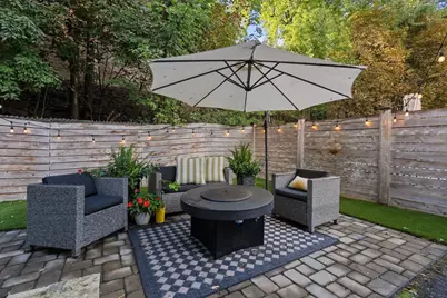 197 Brookside Pkwy, Medford, MA 02155 - Photo 32