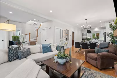 197 Brookside Pkwy, Medford, MA 02155 - Photo 8
