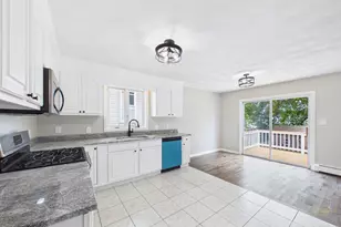 102 Vestal St, Fall River, MA 02720 - Photo 12