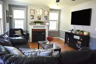 26 Cross St, West Bridgewater, MA 02379 - Photo 2