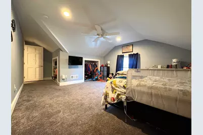 26 Cross St, West Bridgewater, MA 02379 - Photo 12