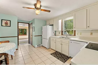 17 Whippoorwill Drive, Shrewsbury, MA 01545 - Photo 8