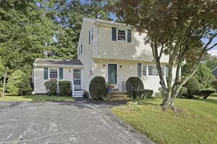 17 Whippoorwill Dr, Shrewsbury, MA 01545 - Photo 2
