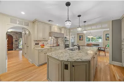9 Cranbrook Rd, Shrewsbury, MA 01545 - Photo 12