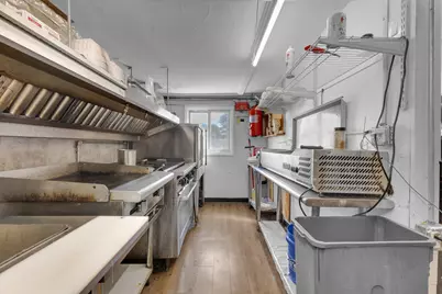 312 Pleasant St, Leicester, MA 01524 - Photo 32