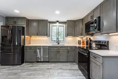 66 Eleanor Rd, Raynham, MA 02767 - Photo 6