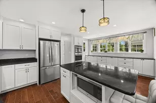 38 Fruit St, Mansfield, MA 02048 - Photo 8