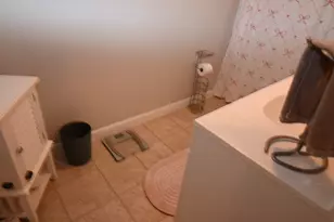 1524 Gorham St, Lowell, MA 01852 - Photo 26