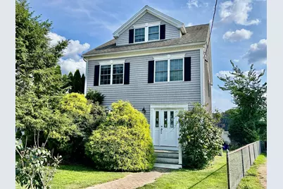 35 Hiawatha Avenue, Waltham, MA 02451 - Photo 1