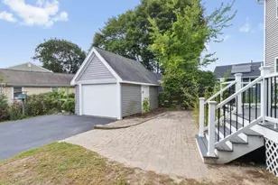 35 Hiawatha Ave, Waltham, MA 02451 - Photo 30