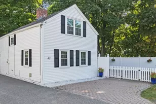 42 Newton St, Waltham, MA 02453 - Photo 24