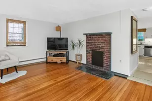 42 Newton St, Waltham, MA 02453 - Photo 12