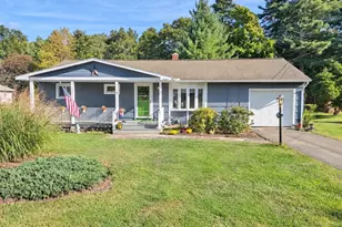 71 Birch Bluffs Dr, Westfield, MA 01085 - Photo 2