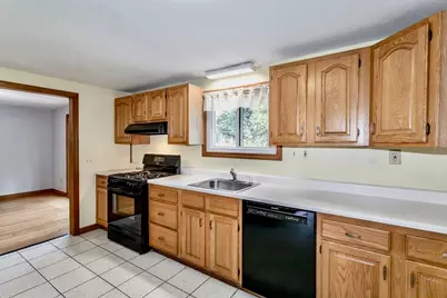 71 Birch Bluffs Drive, Westfield, MA 01085 - Photo 10