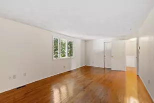 7 Gaywood Cir, Peabody, MA 01960 - Photo 28