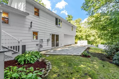 7 Gaywood Cir, Peabody, MA 01960 - Photo 36