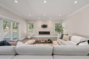 25 Hedgerow Ln, Westwood, MA 02090 - Photo 18