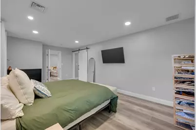 312 Pleasant St, Leicester, MA 01524 - Photo 14