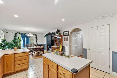 4 Lynde St, Gardner, MA 01440 - Photo 12