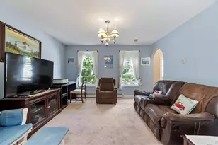 4 Lynde St, Gardner, MA 01440 - Photo 6
