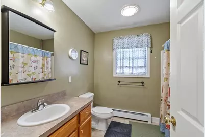 4 Lynde St, Gardner, MA 01440 - Photo 20